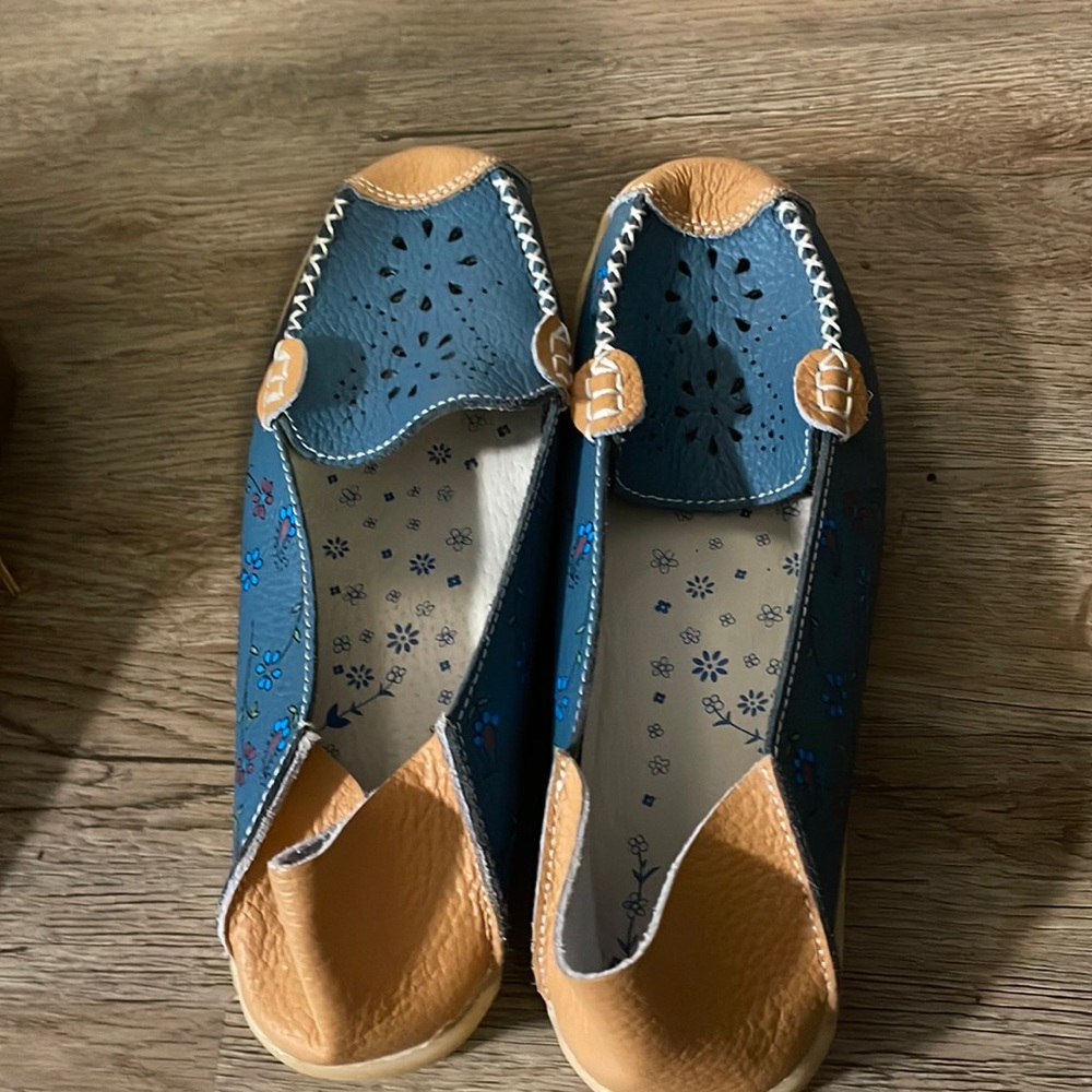 Car  driving shoes leather shoes. Also perfect for boating!